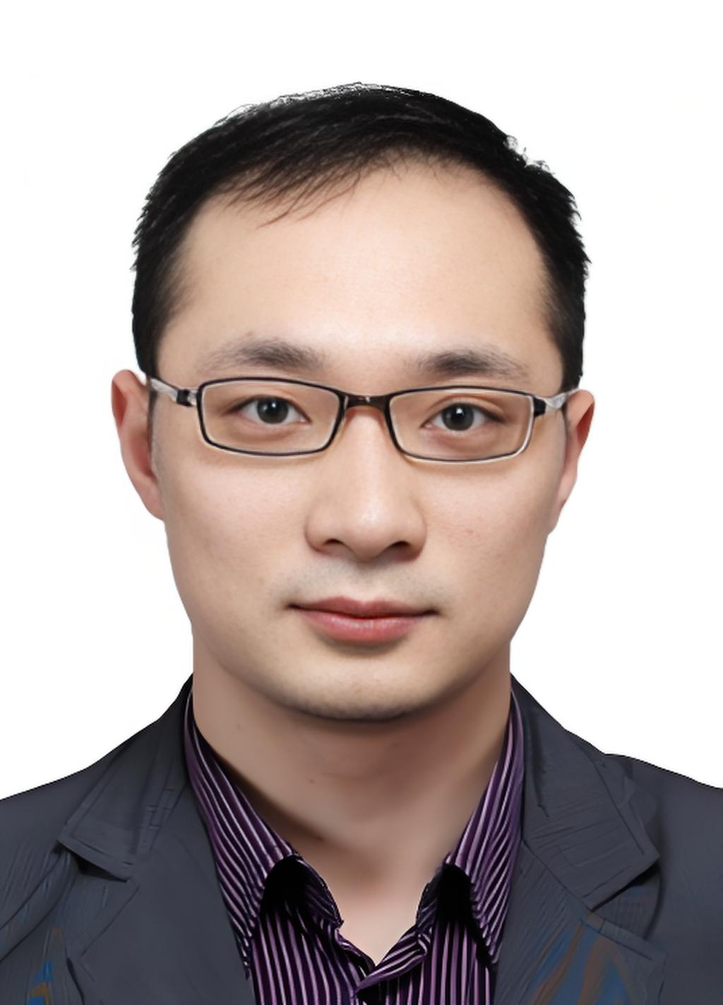 叶明.png