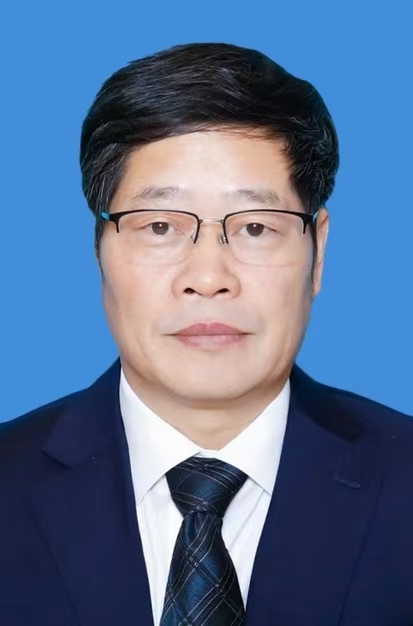 1.易中懿.jpg