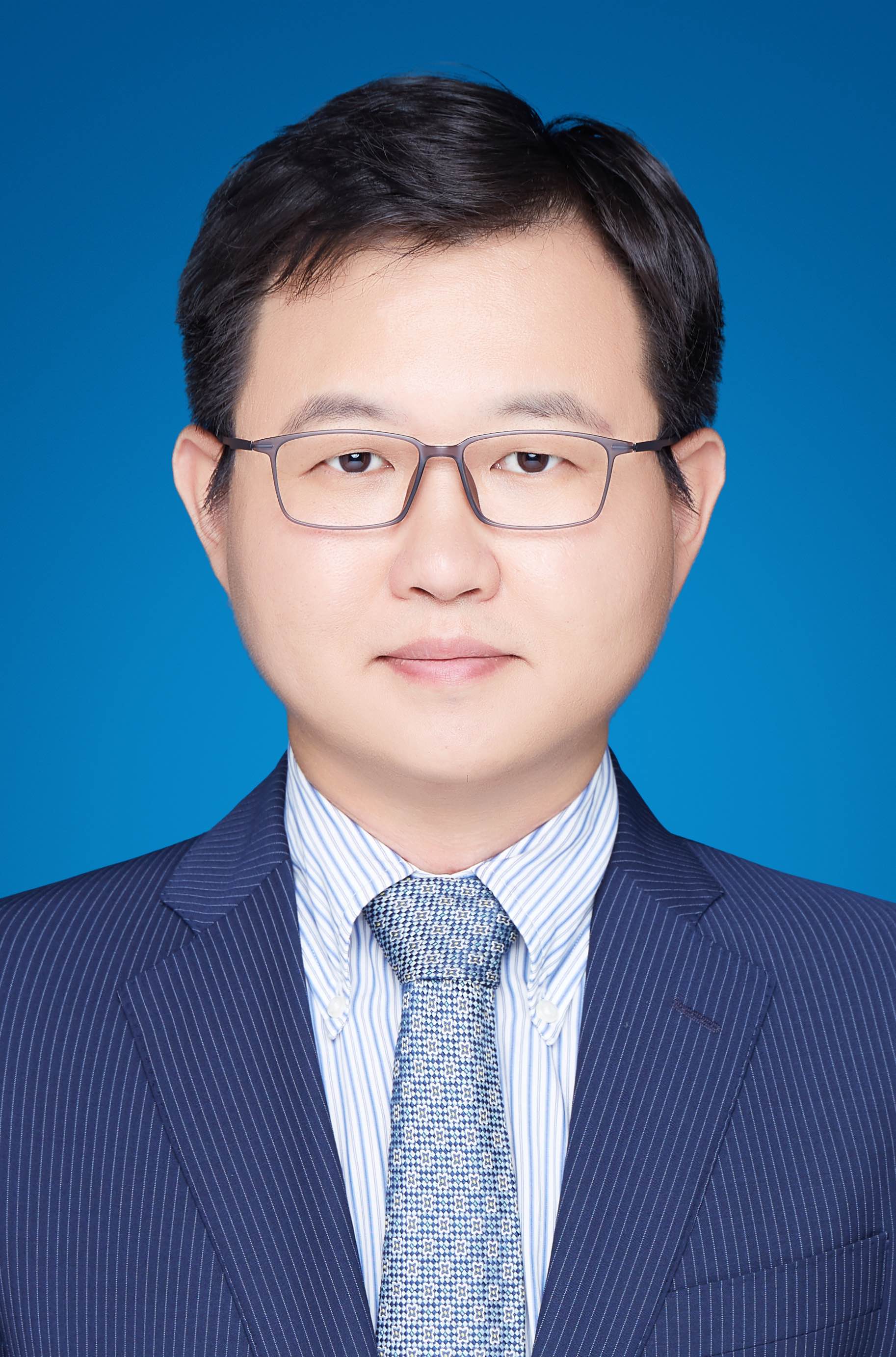 姚远.jpg